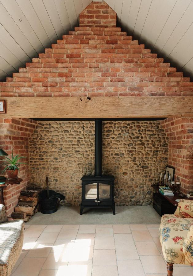 Spinks Nest - A Boutique Cottage Near Holt, North Norfolk Hunworth Eksteriør billede